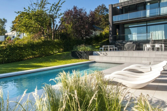 Super piscine par Piscines Ondine 