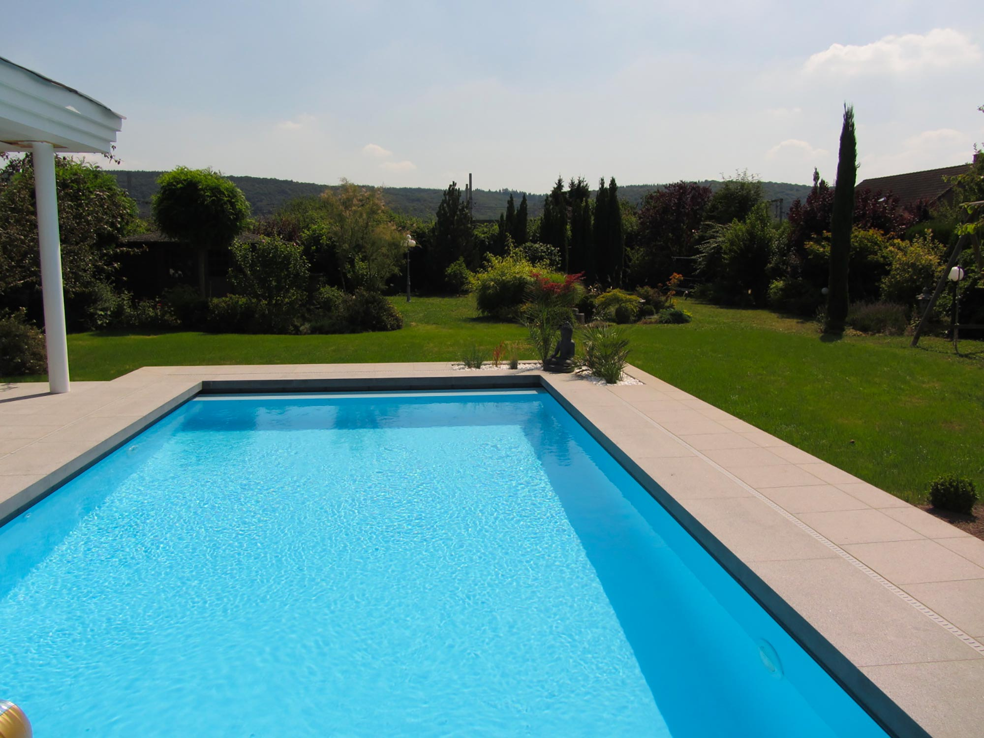 Magnifique réalisation de piscine extérieure