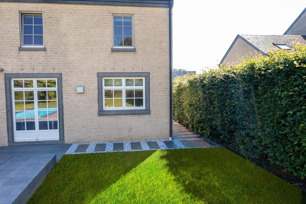 jardin maison piscine arlon