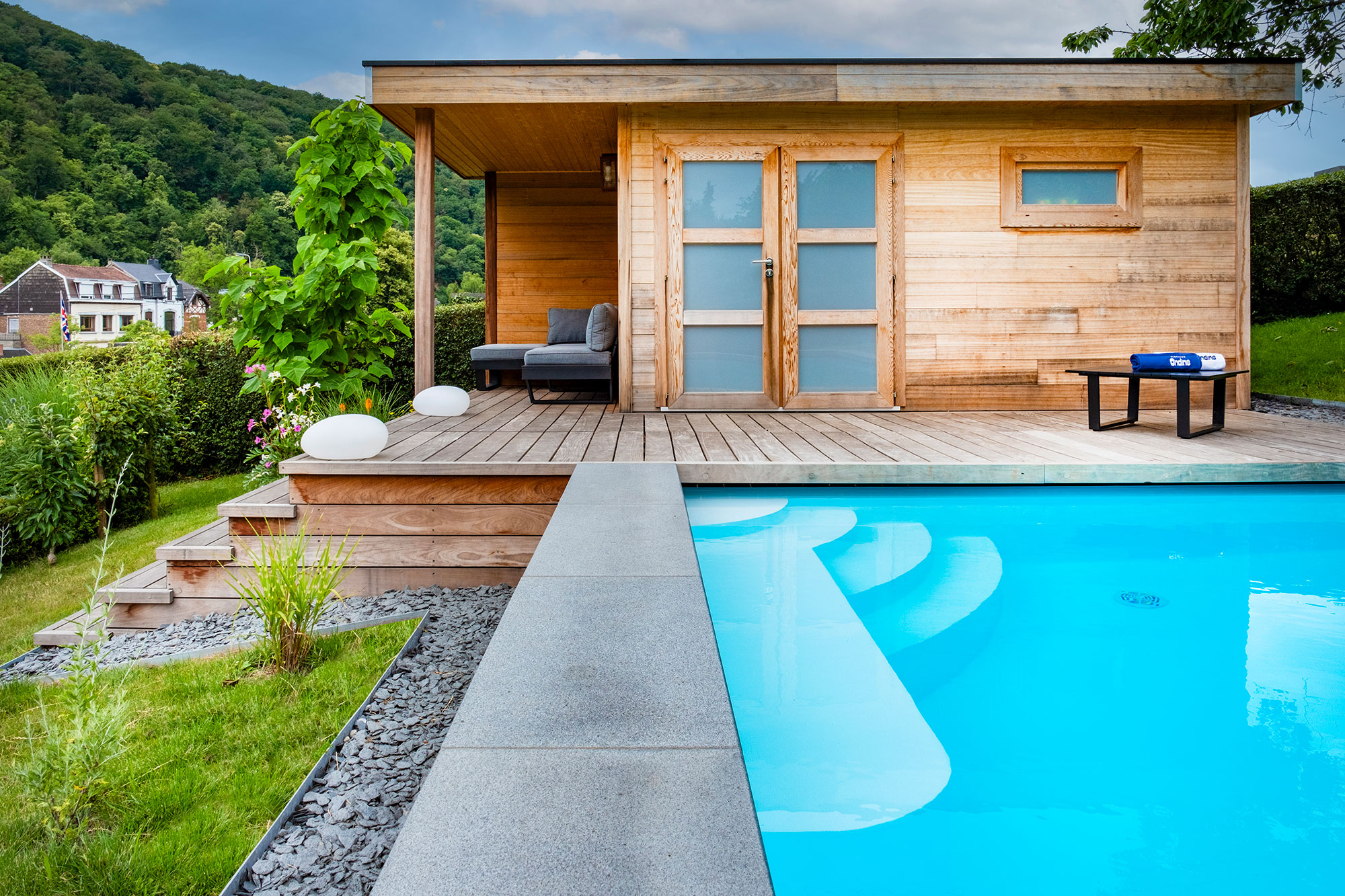 Réalisation d'une piscine à Tilff