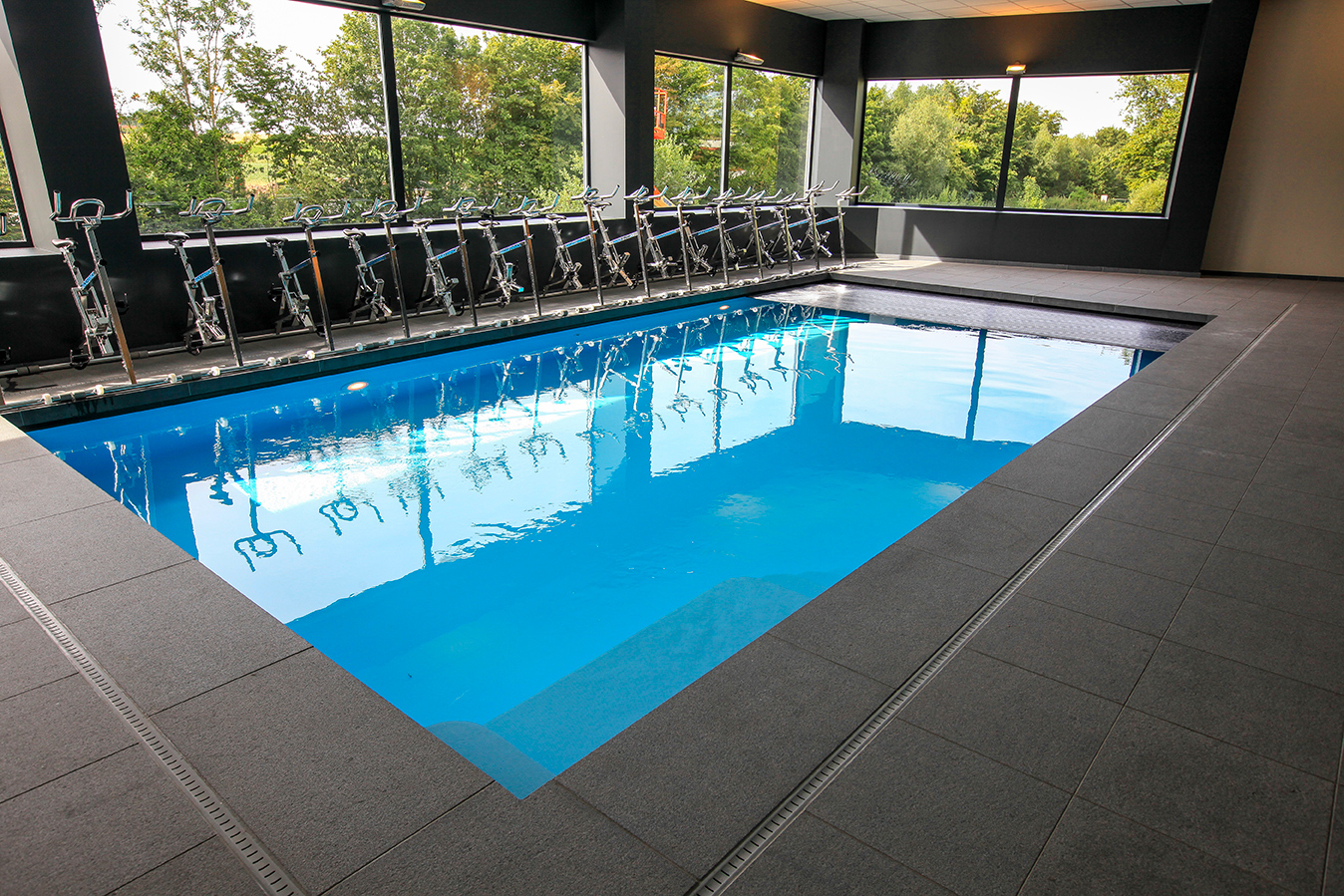 Piscine intérieure - Protection de votre bâtiment et pérennité de votre installation